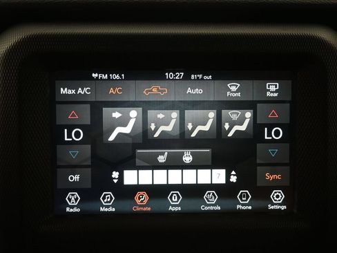 Used 2021 Jeep Gladiator Rubicon w/ Cold Weather Group AWD/4WD image 15