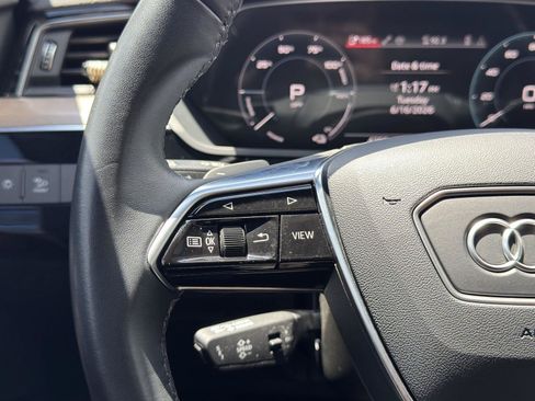 Used 2024 Audi Q8 e-tron Premium AWD/4WD image 29