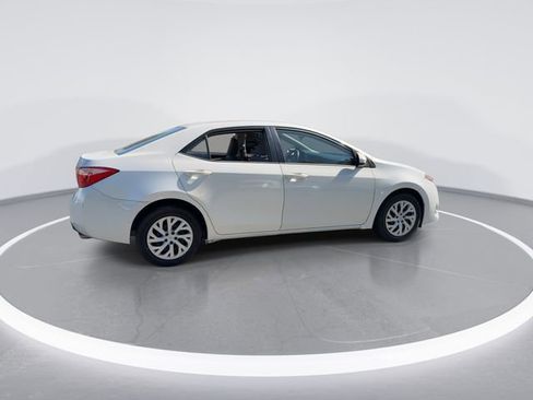 Used 2019 Toyota Corolla LE FWD image 9