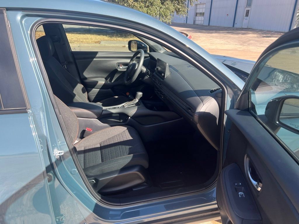 Used 2024 Honda HR-V Sport image 19
