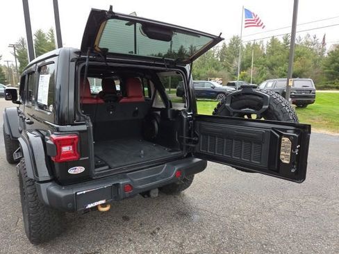 Used 2024 Jeep Wrangler Unlimited Rubicon 392 AWD/4WD image 24