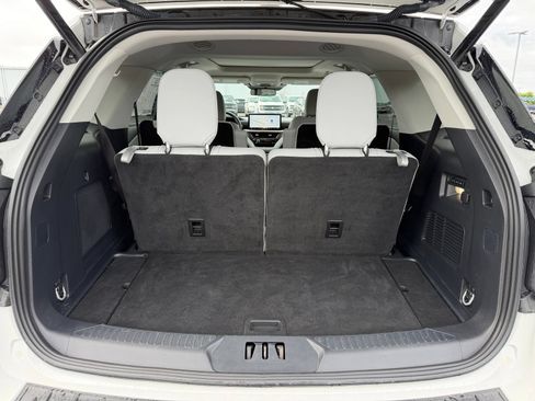 Used 2025 Ford Explorer Platinum w/ Ultimate Package RWD image 12