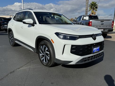 New 2026 Volkswagen Tiguan S image 2