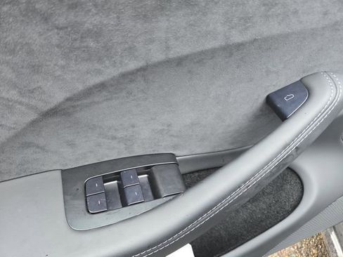 Used 2025 Tesla Model 3 Long Range image 18