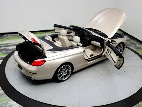 Used 2013 BMW 650i Convertible w/ Executive Pkg RWD image 35