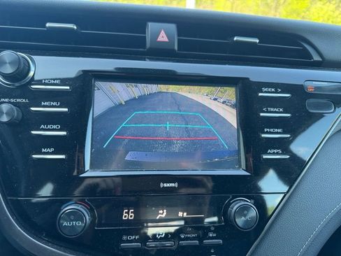 Used 2020 Toyota Camry SE w/ Cold Weather Package AWD/4WD image 16