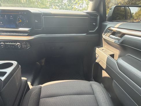 Used 2024 Chevrolet Silverado 1500 RST AWD/4WD image 28