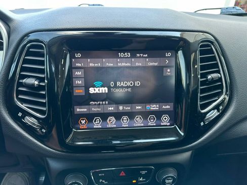 Used 2021 Jeep Compass Limited AWD/4WD image 19