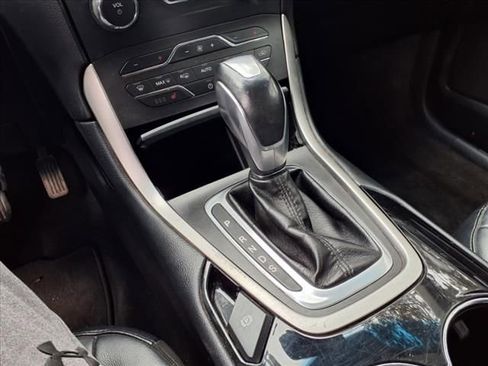 Used 2015 Ford Edge SEL w/ Equipment Group 201A image 15