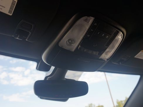 Used 2024 Dodge Durango GT image 33