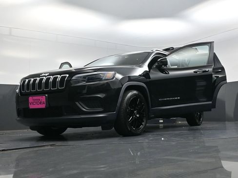Used 2020 Jeep Cherokee Latitude image 25
