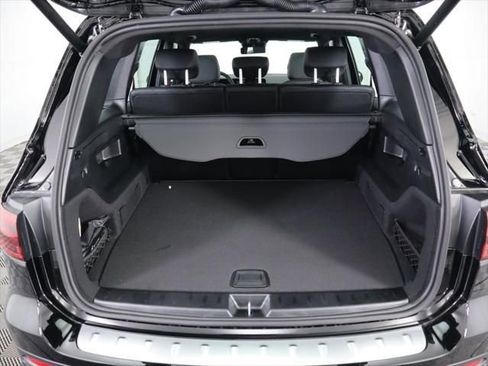 New 2026 Mercedes-Benz GLB 35 AMG 4MATIC image 29