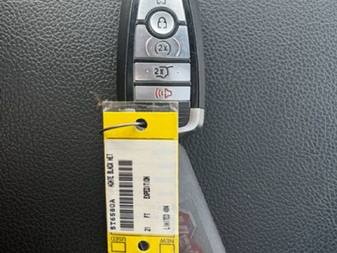 Used 2021 Ford Expedition Limited image 23