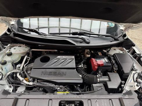 Used 2023 Nissan Rogue SV image 26