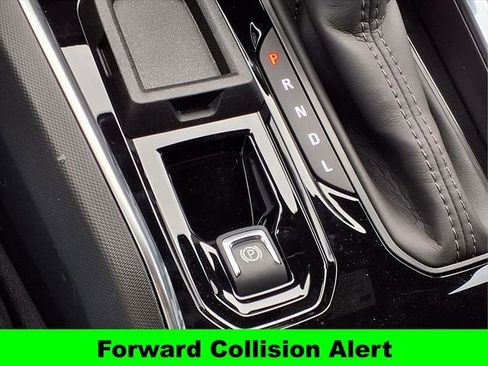 New 2026 GMC Canyon Elevation w/ Convenience Package image 15