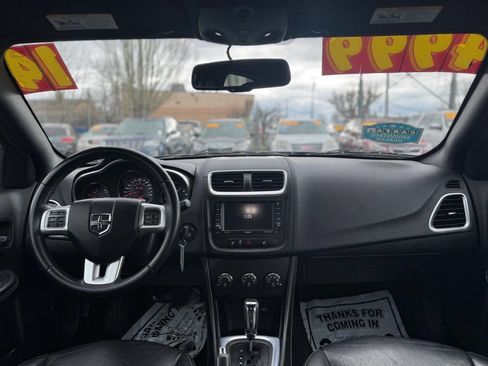 Used 2014 Dodge Avenger SXT w/ Sun/Sound Group image 12