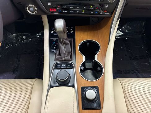 Used 2018 Lexus RX 350 FWD w/ Premium Package image 20