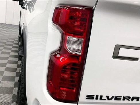 Used 2023 Chevrolet Silverado 3500 LT w/ All Star Edition AWD/4WD image 36