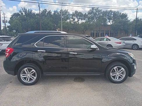 Used 2017 Chevrolet Equinox Premier w/ Enhanced Convenience Package AWD/4WD image 6