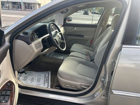 Used 2009 Buick LaCrosse CX FWD image 11