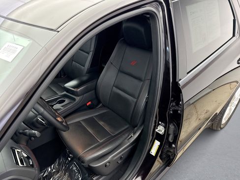 Used 2024 Dodge Durango GT image 11