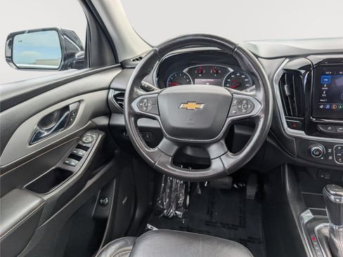 Used 2020 Chevrolet Traverse LT w/ LT Premium Package AWD/4WD image 21