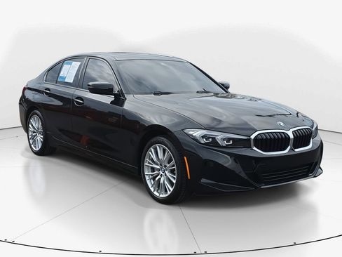 Used 2023 BMW 330i xDrive Sedan w/ Premium Package image 2