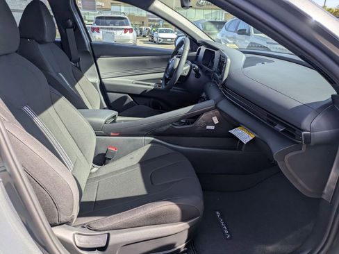 New 2026 Hyundai Elantra SEL Sport Premium FWD image 27
