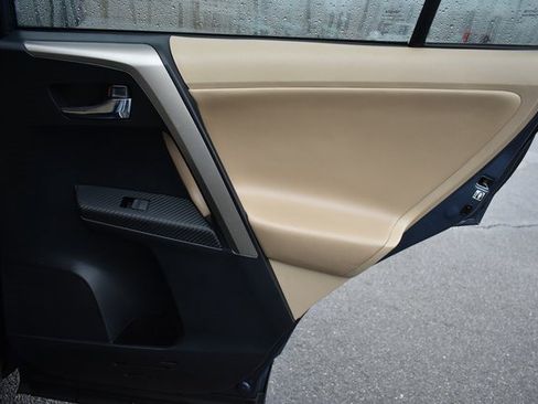 Used 2013 Toyota RAV4 Limited image 40