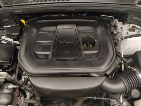 Used 2020 Jeep Grand Cherokee Overland AWD/4WD image 30