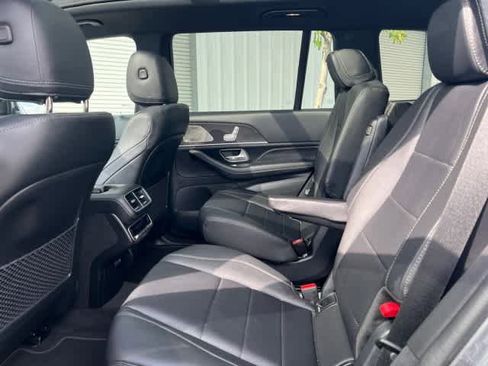 New 2025 Mercedes-Benz GLS 450 4MATIC image 5
