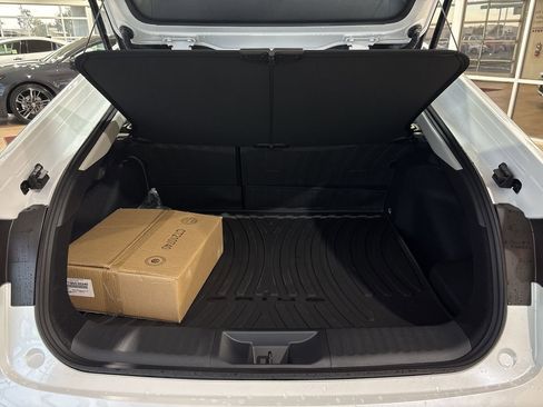 New 2026 Toyota Prius Plug-In Hybrid image 24