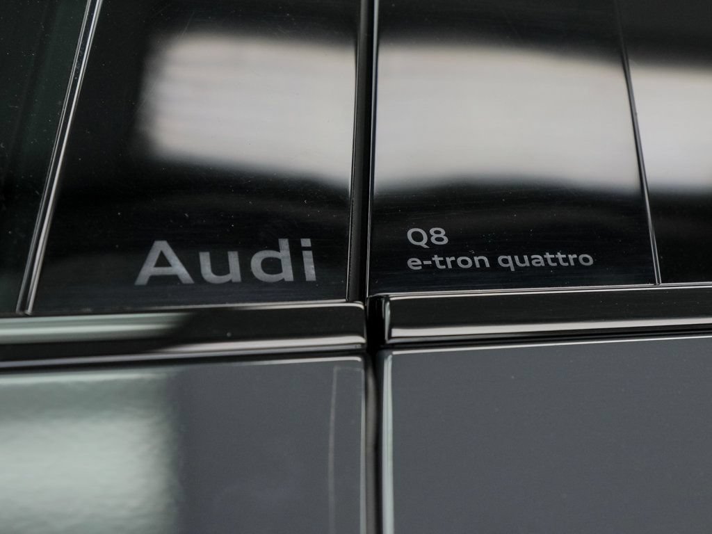 Used 2024 Audi Q8 e-tron Prestige w/ Prestige Package AWD/4WD image 10
