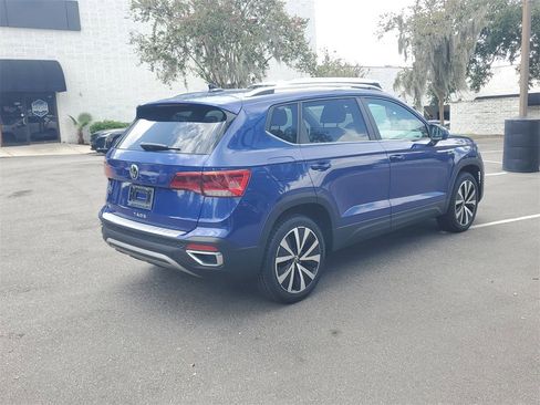 Used 2022 Volkswagen Taos SE image 7