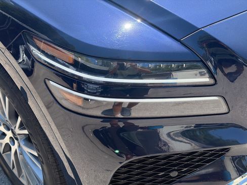 Used 2025 Genesis GV80 2.5T Standard AWD/4WD image 32