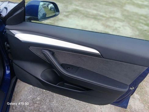 Used 2023 Tesla Model 3 Standard Range RWD image 15