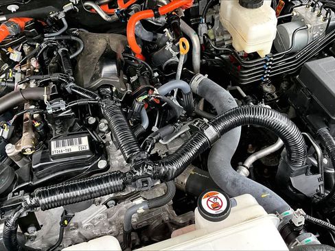 Used 2024 Toyota Tacoma TRD Off-Road w/ TRD Off Road Premium Package image 30