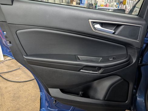 Used 2024 Ford Edge SEL AWD/4WD image 17