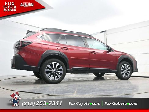 Used 2023 Subaru Outback Limited image 19