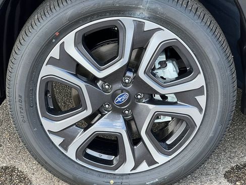 New 2026 Subaru Ascent Limited image 8