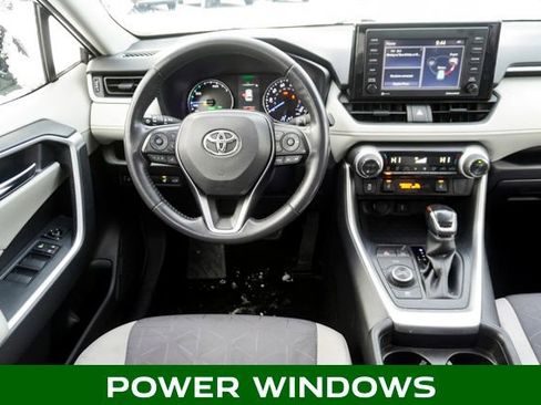 Used 2020 Toyota RAV4 XLE image 9