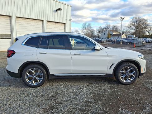 Used 2024 BMW X3 xDrive30i w/ Premium Package w/ZPA image 7