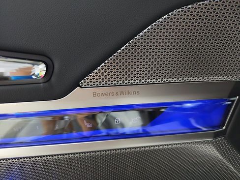 New 2025 BMW 740i xDrive image 11