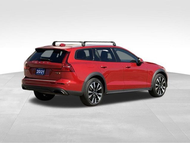 Used 2021 Volvo V60 T5 Cross Country w/ Climate Package AWD/4WD image 4