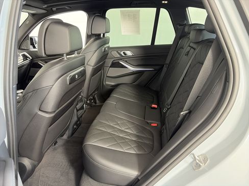 Used 2024 BMW X5 M60i w/ Parking Assistance Package AWD/4WD image 7