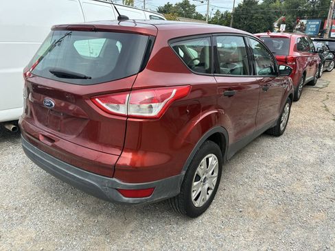 Used 2016 Ford Escape S FWD image 4