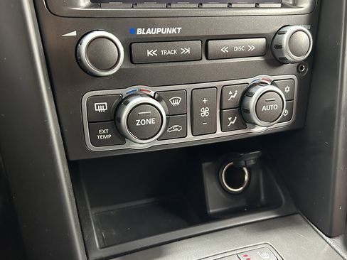 Used 2009 Pontiac G8 GT w/ Premium Package image 16