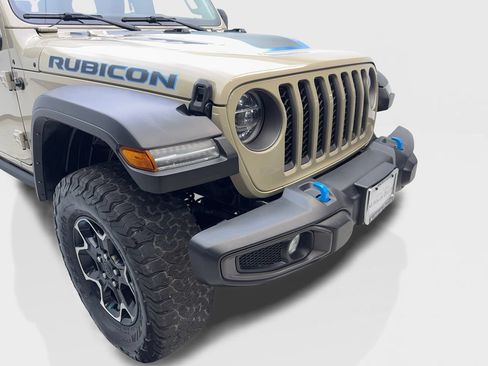 Used 2022 Jeep Wrangler Unlimited Rubicon 4xe AWD/4WD image 17
