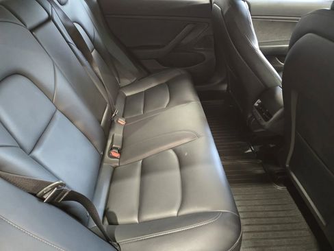 Used 2019 Tesla Model 3 Long Range image 9