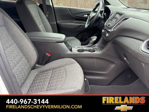 Used 2024 Chevrolet Equinox LT image 28